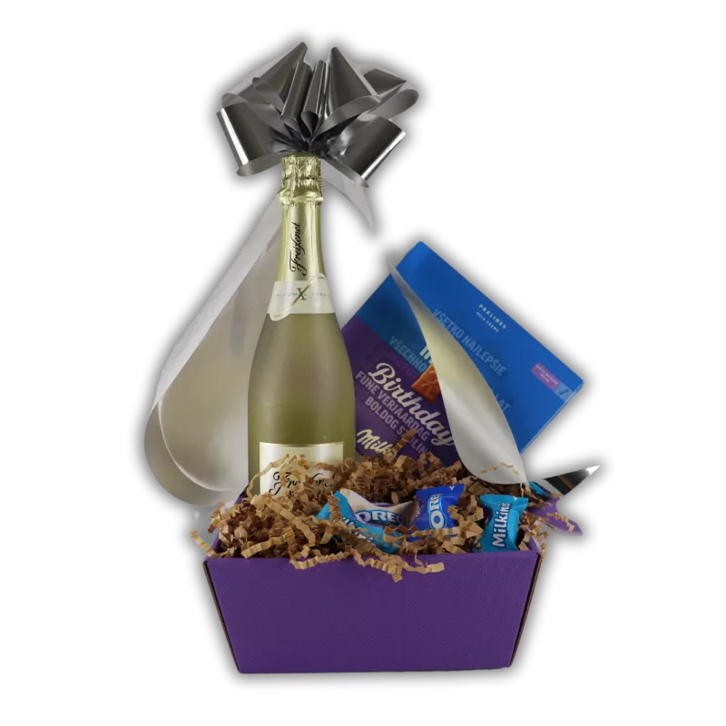 Kosz Prezentowy Happy Birthday – Zestaw Urodzinowy z Winem