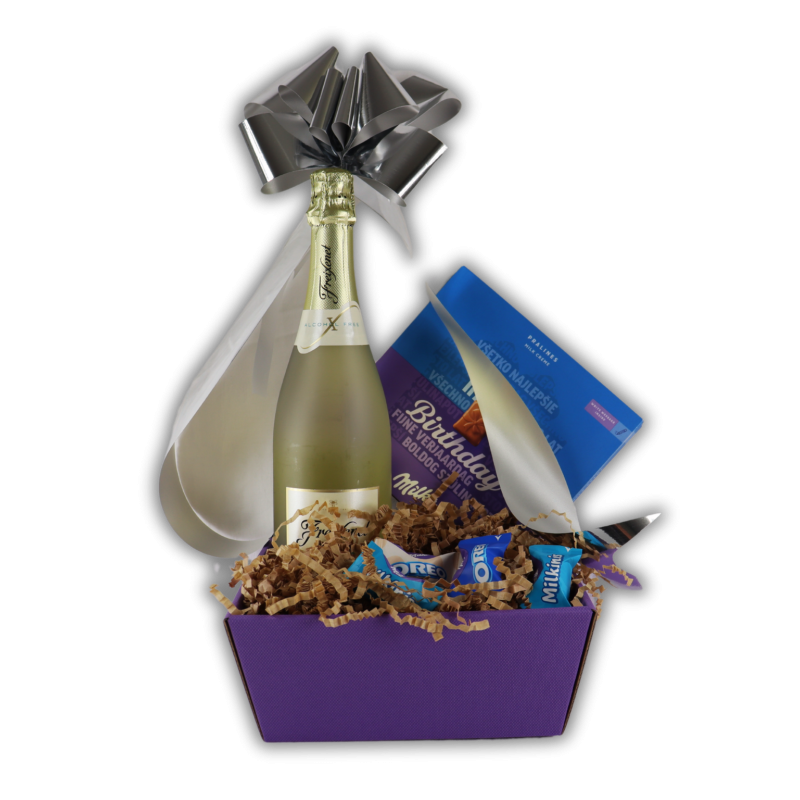 Kosz Prezentowy Happy Birthday – Zestaw Urodzinowy z Winem